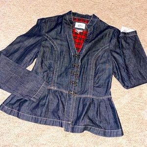 Detail front jean jacket